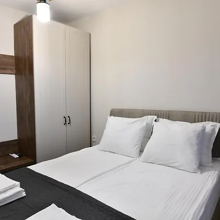 Guest house Lazara *